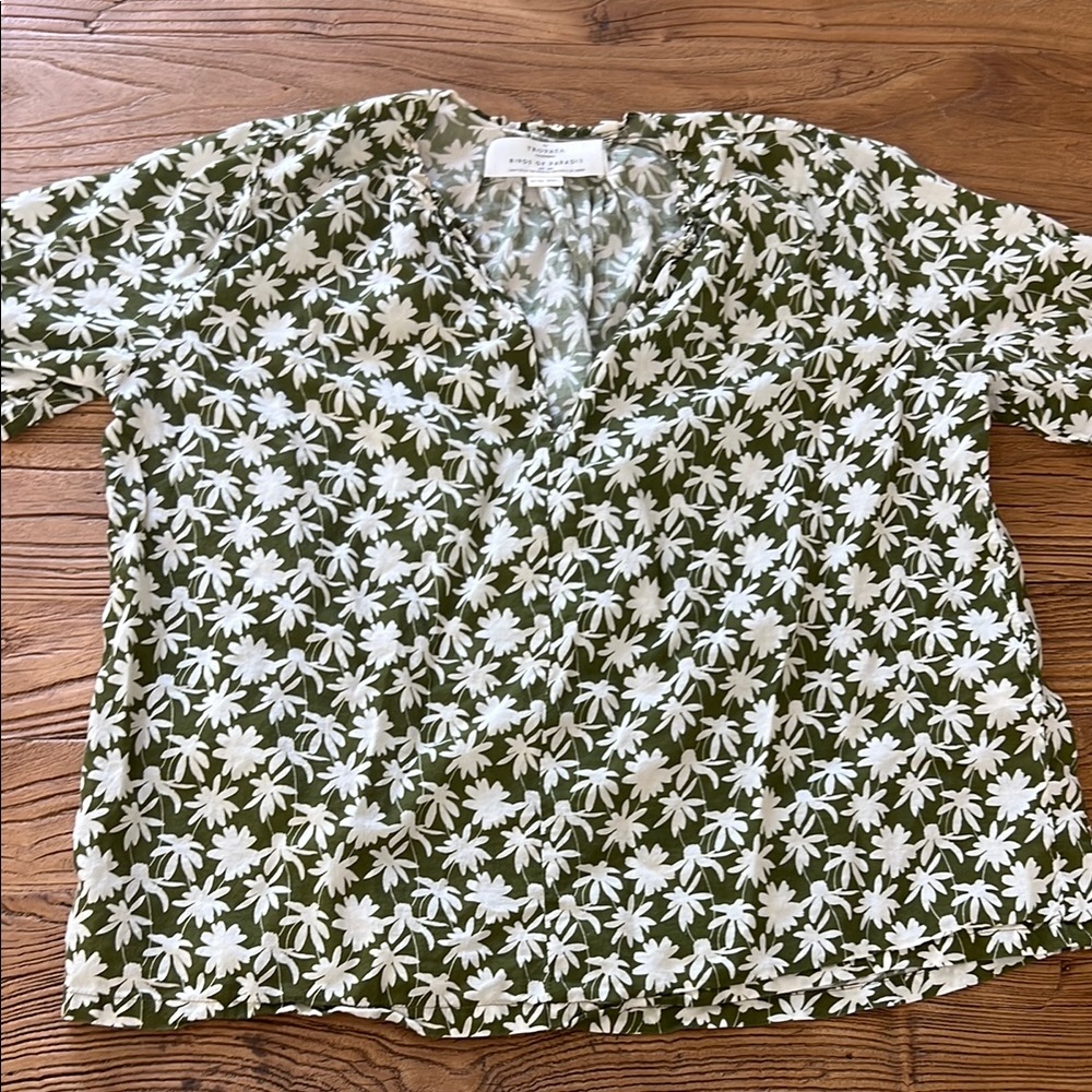 Floral Green and White Women's Top
